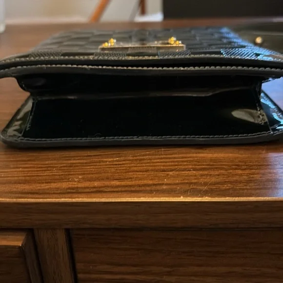 LOUIS VUITTON 2 WAY BAG CABARET CLUB IN GREEN - Picture 3 of 14